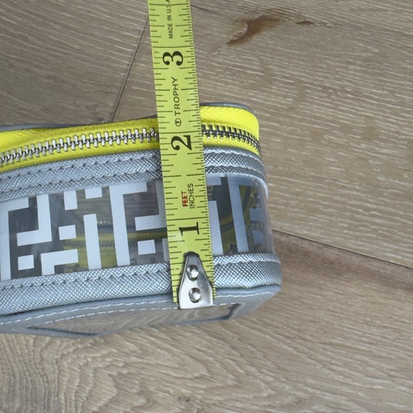 Trinny London Jubilee Small Travel Makeup Bag NWOT - Picture 8 of 9